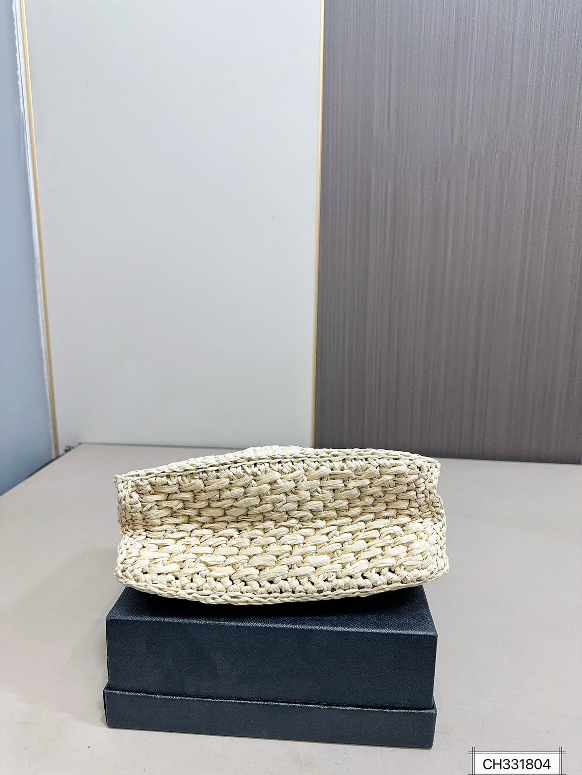 Loewe Trend Straw Tote Bag - Beige
