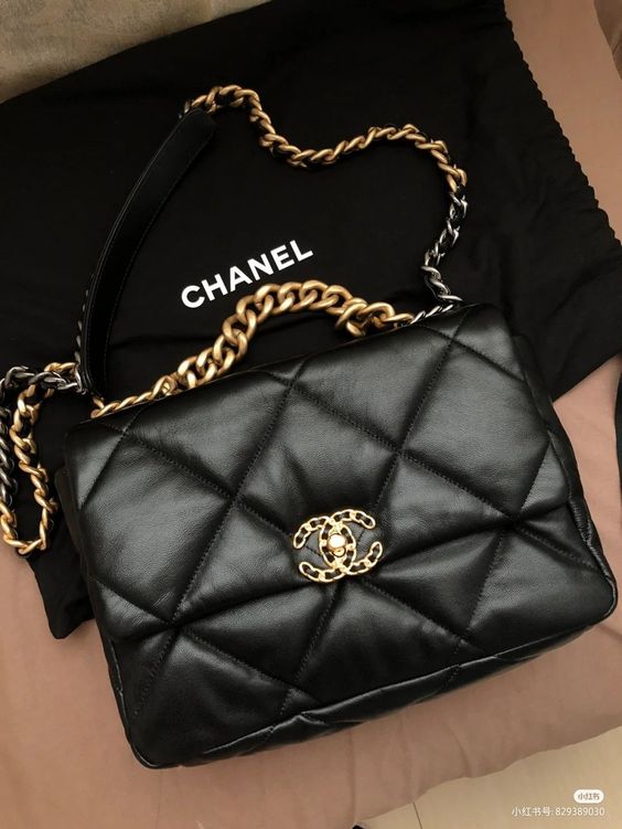 Chanel 19 Bag 30cm - Black