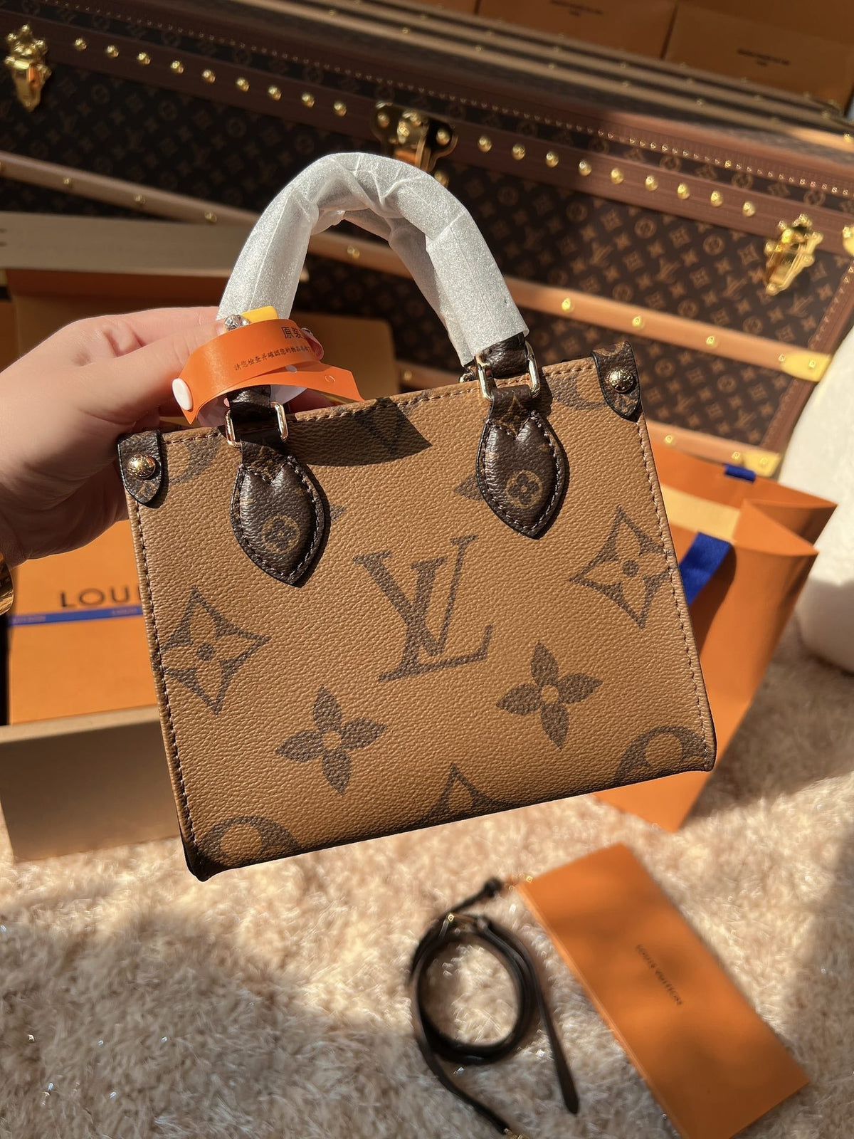 LV OnTheGo PM Monogram Reverse Canvas Tote Handle Bag with Leather Trim and Shoulder Strap