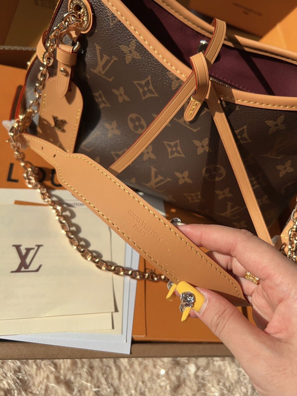 LV Pochette Metis Monogram Canvas Crossbody Bag with Chain Strap