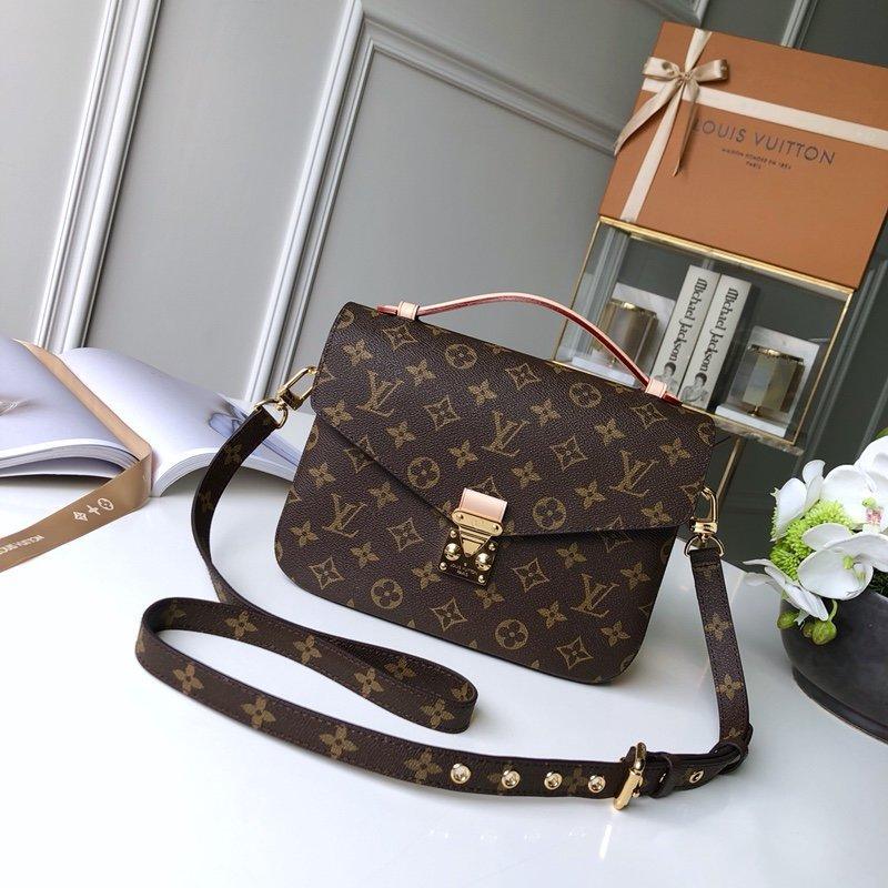 Louis Vuitton Pochette Métis
