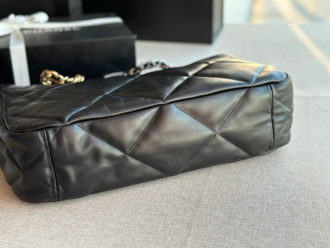 Chanel 19 Shopping Bag 41 Black Lambskin