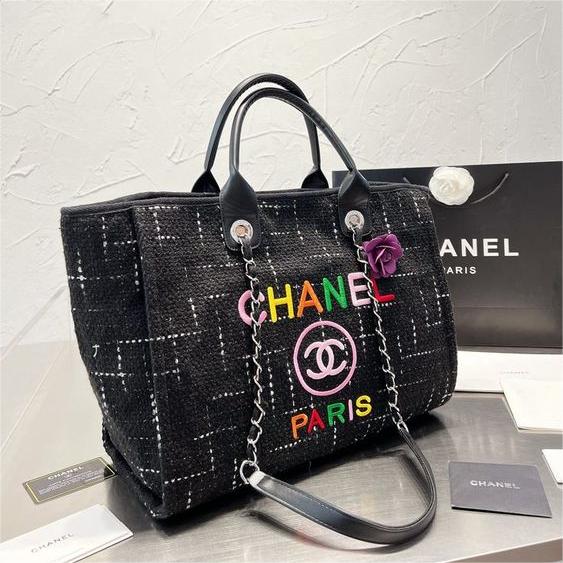 Chanel Fashion Totes Handbag - Black