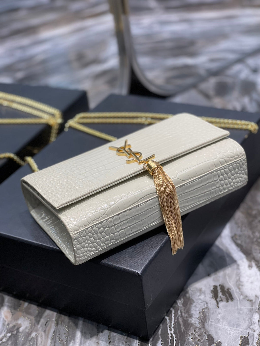 YSL Kate 24cm Shoulder Bag - White