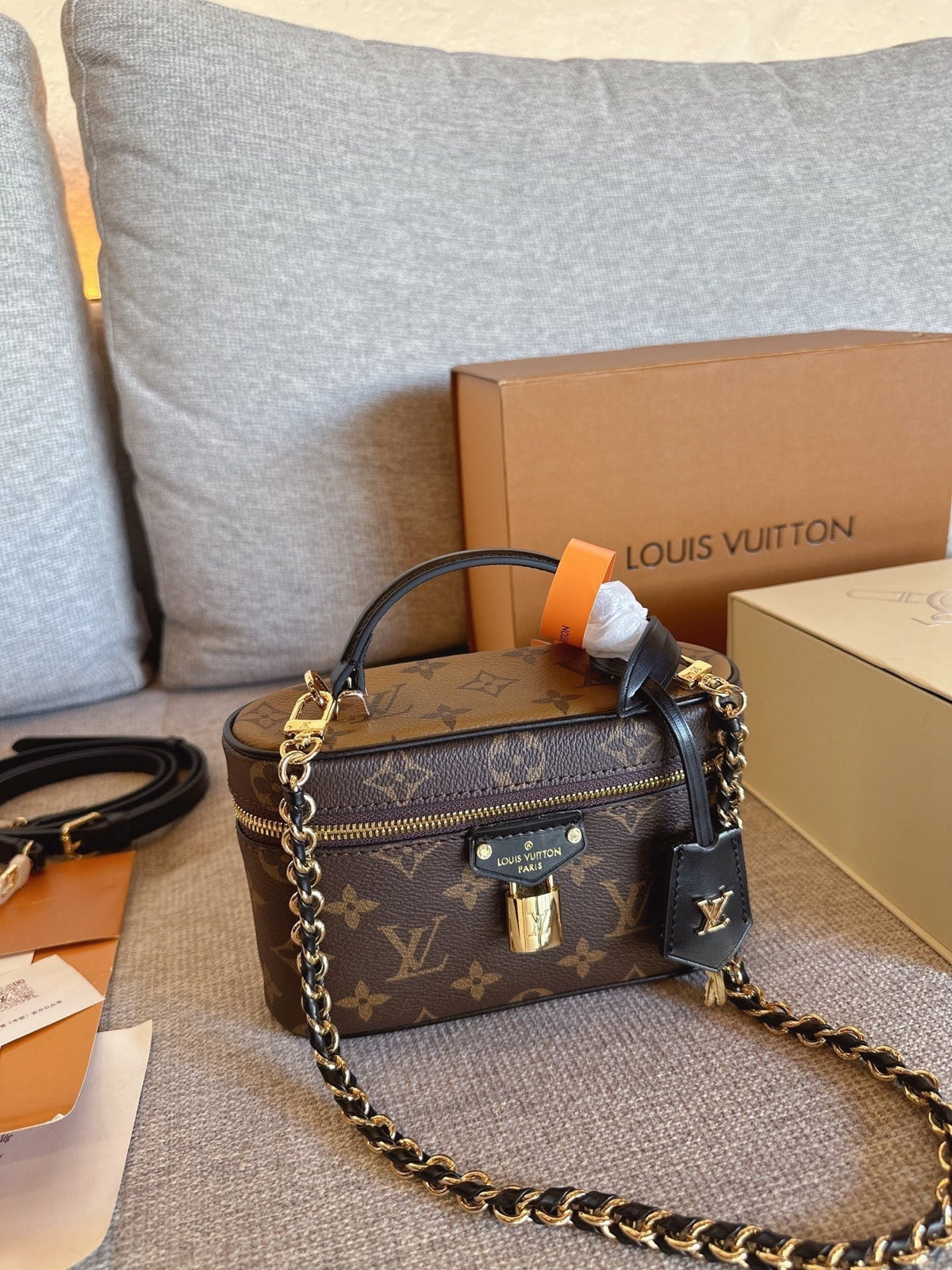 Serenityll 2001121 LV Bag 19cm