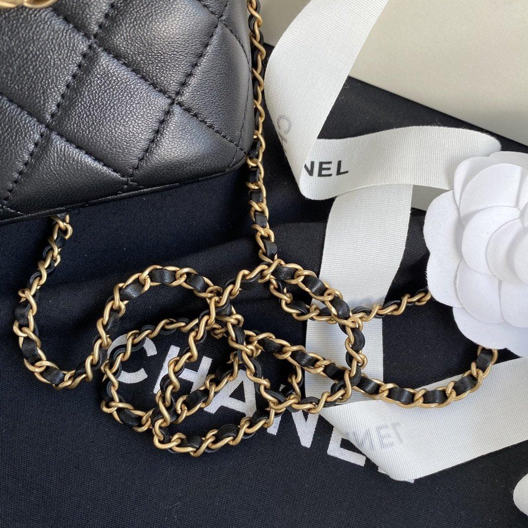 Chanel Small Kiss-Lock Bag - Black