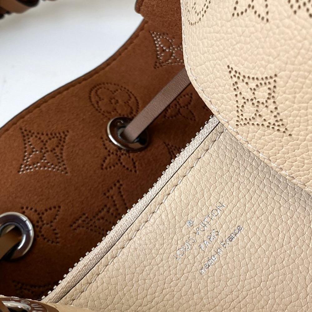 Louis Vuitton Néonoé BB Bucket Bag - Cosmic Latte