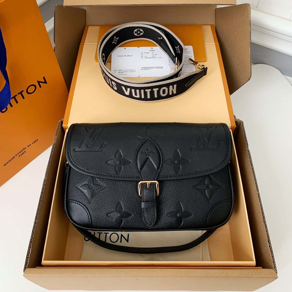 Louis Vuitton LV Diane Handbag - Black