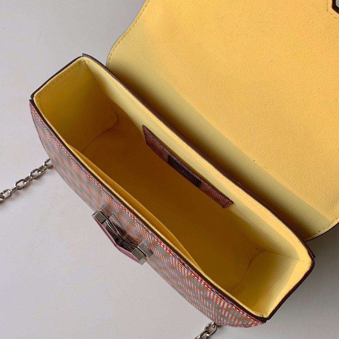 Louis Vuitton Twist MM Shoulder Bag