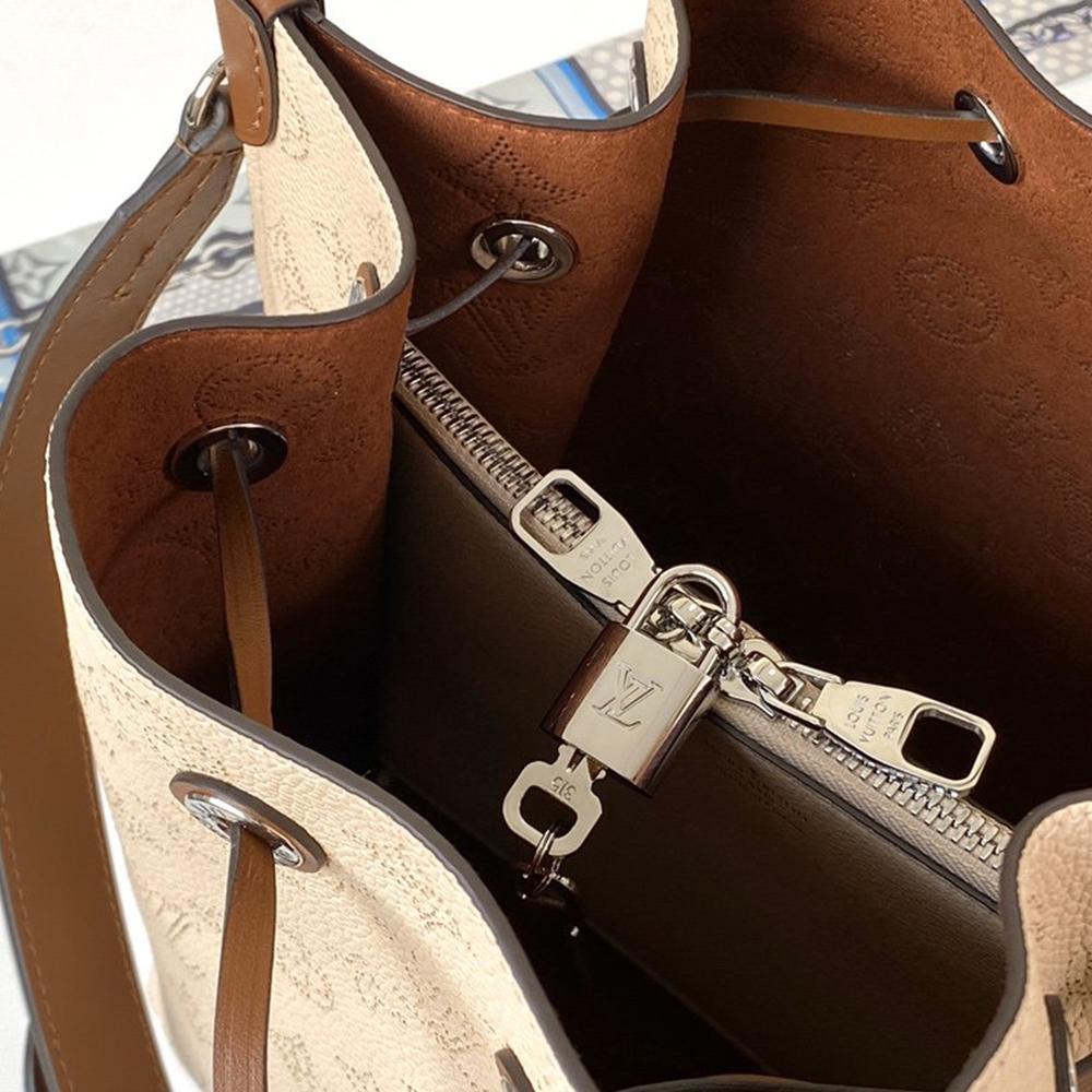 Louis Vuitton Néonoé BB Bucket Bag - Cosmic Latte