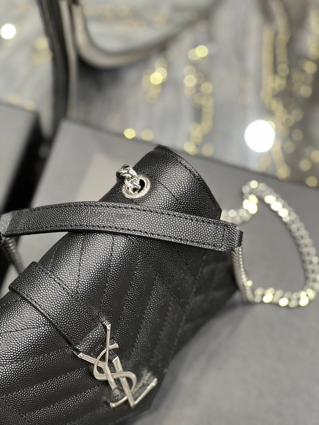 YSL Envelope Bag 21cm 526286 02 - Black
