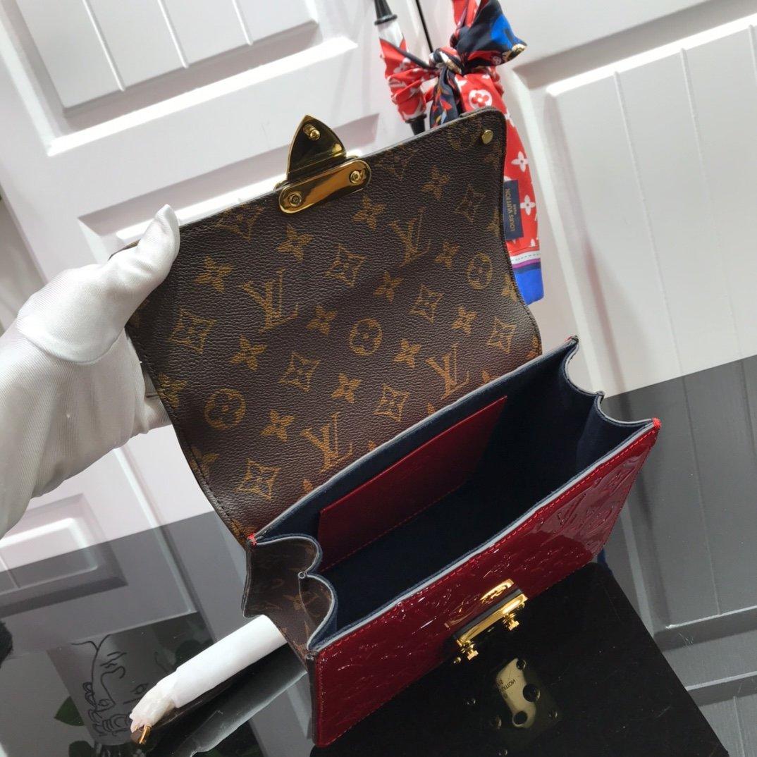 LV Wynwood Handbag