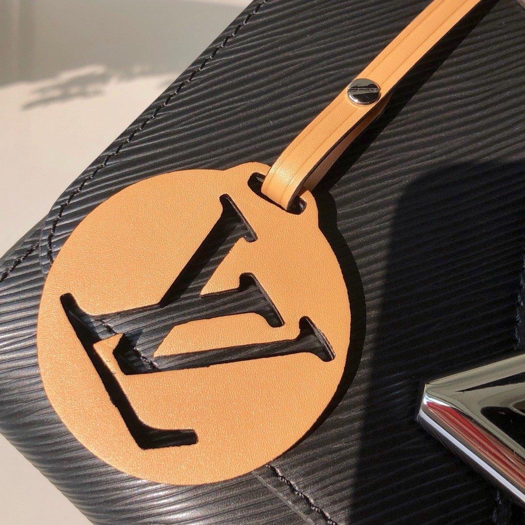Louis Vuitton Twist MM Shoulder Bag