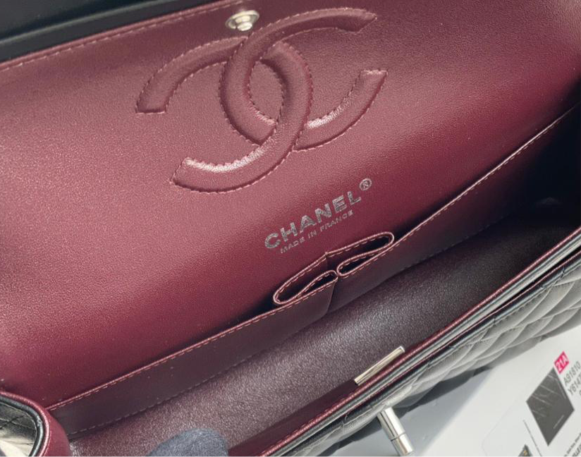 Chanel Timeless Classic Flap Bag Lambskin - Black