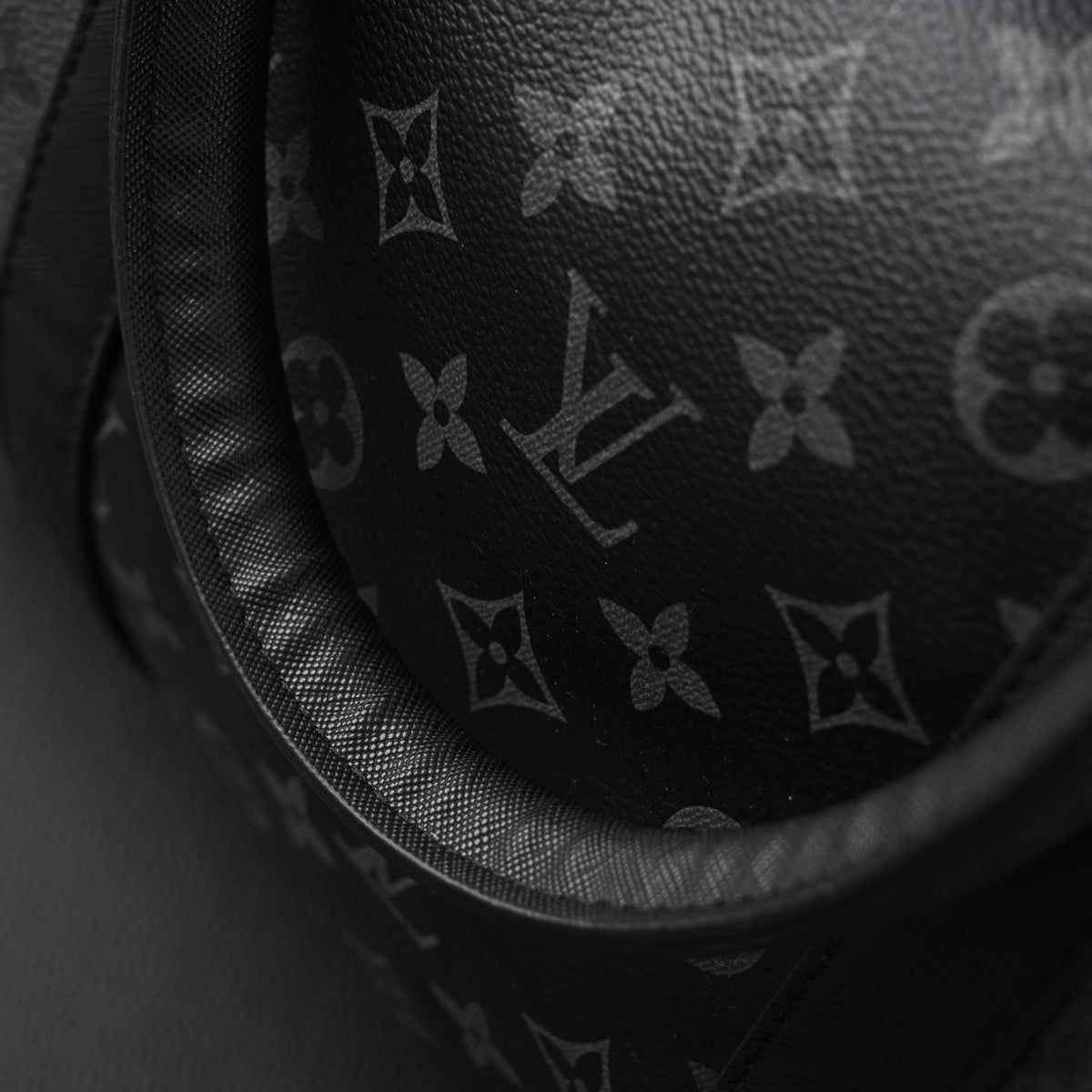 Louis Vuitton Keepall Bandoulière 45 Monogram Eclipse Travel Bag