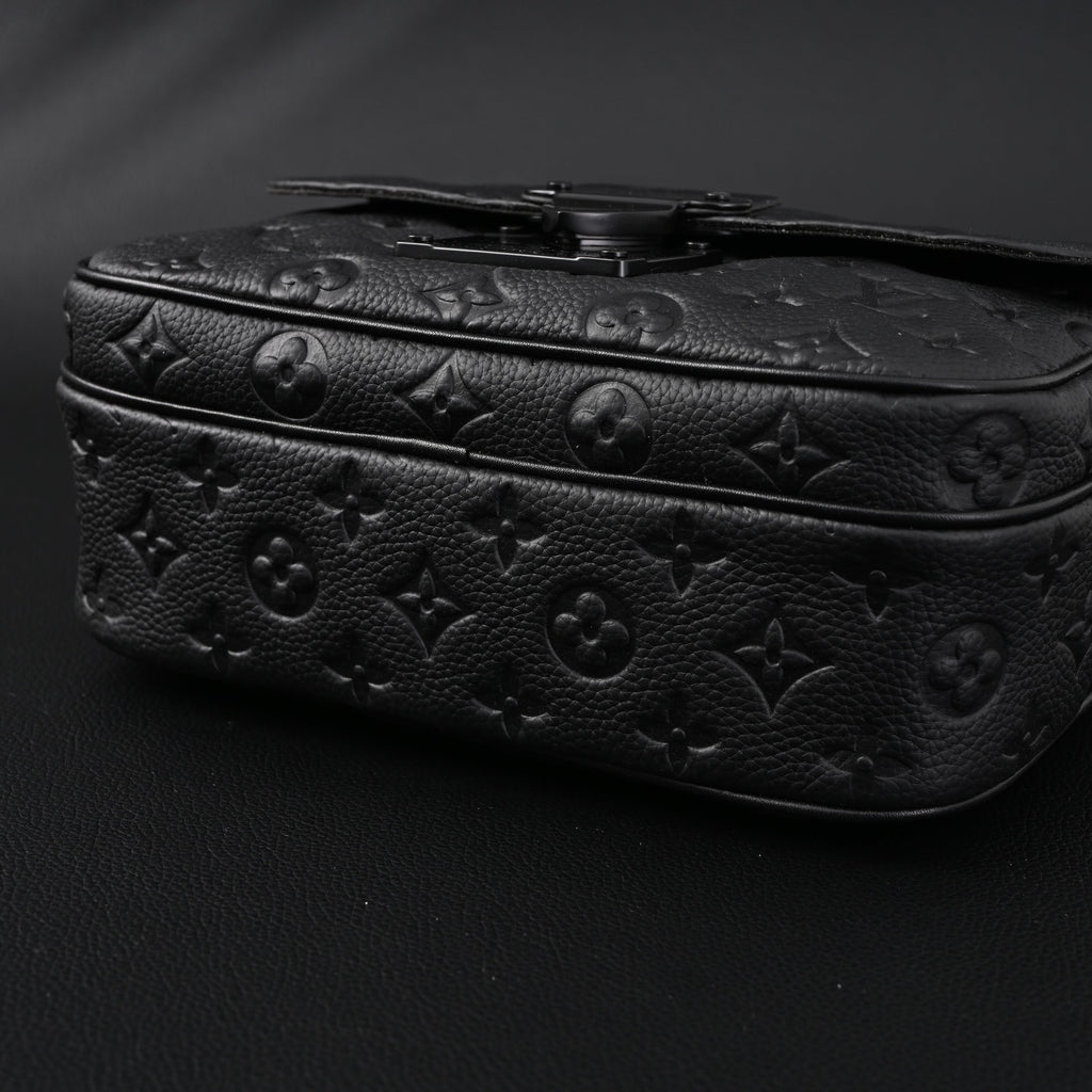 Louis Vuitton Capucines BB Top Handle Bag – Black Taurillon Leather - Classic Black