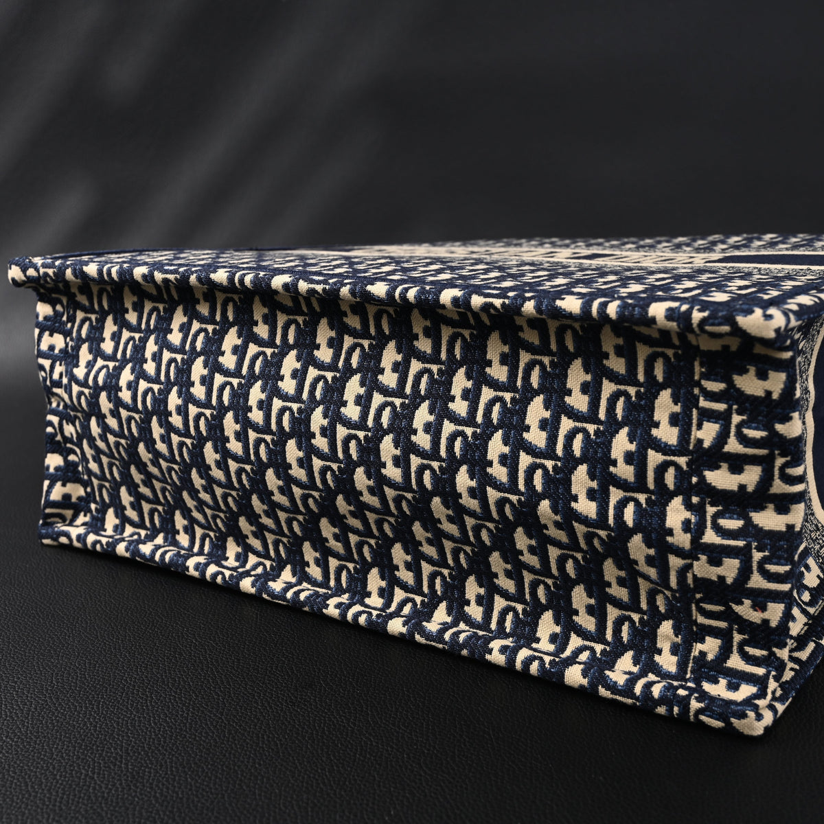 Christian Dior Large Book Tote – Blue Oblique Embroidery - Navy Blue