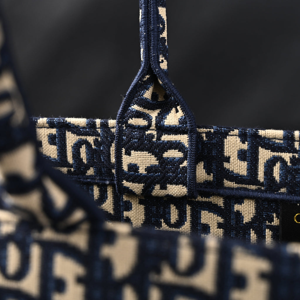 Christian Dior Large Book Tote – Blue Oblique Embroidery - Navy Blue