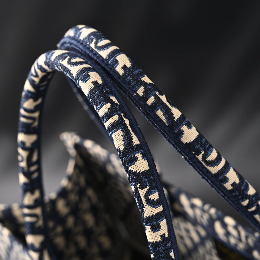 Christian Dior Large Book Tote – Blue Oblique Embroidery - Navy Blue