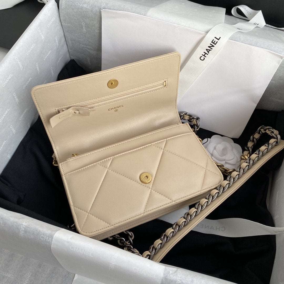 Chanel 19 Wallet On Chain WOC Beige