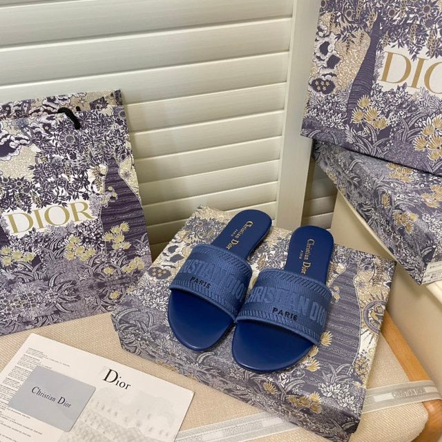 MDS3 Women's Slippers