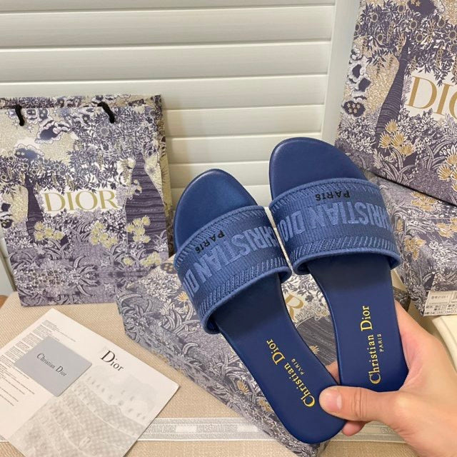 MDS3 Women's Slippers