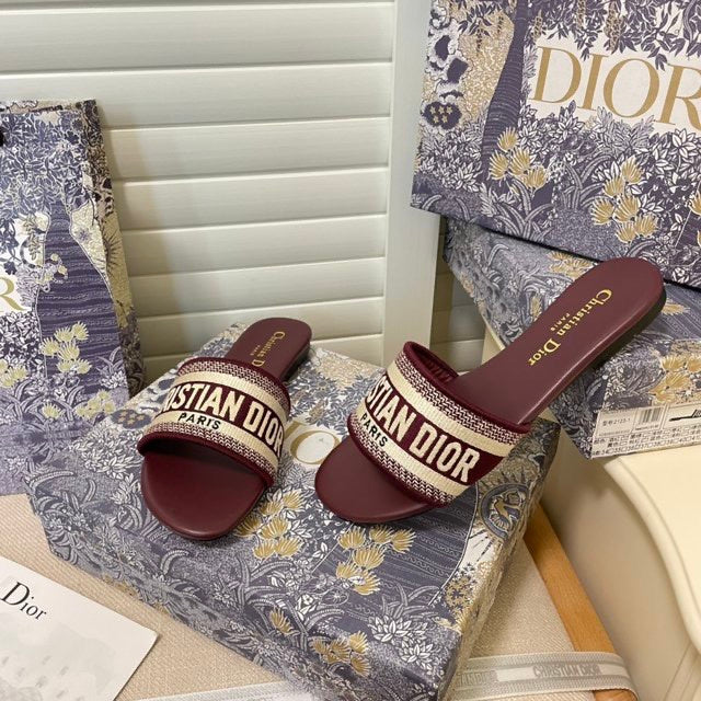 MDS3 Women's Slippers