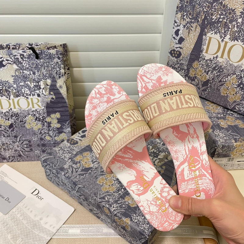 MDS3 Women's Slippers