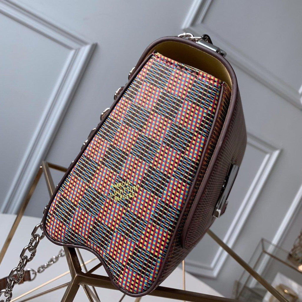 Louis Vuitton Twist MM Shoulder Bag