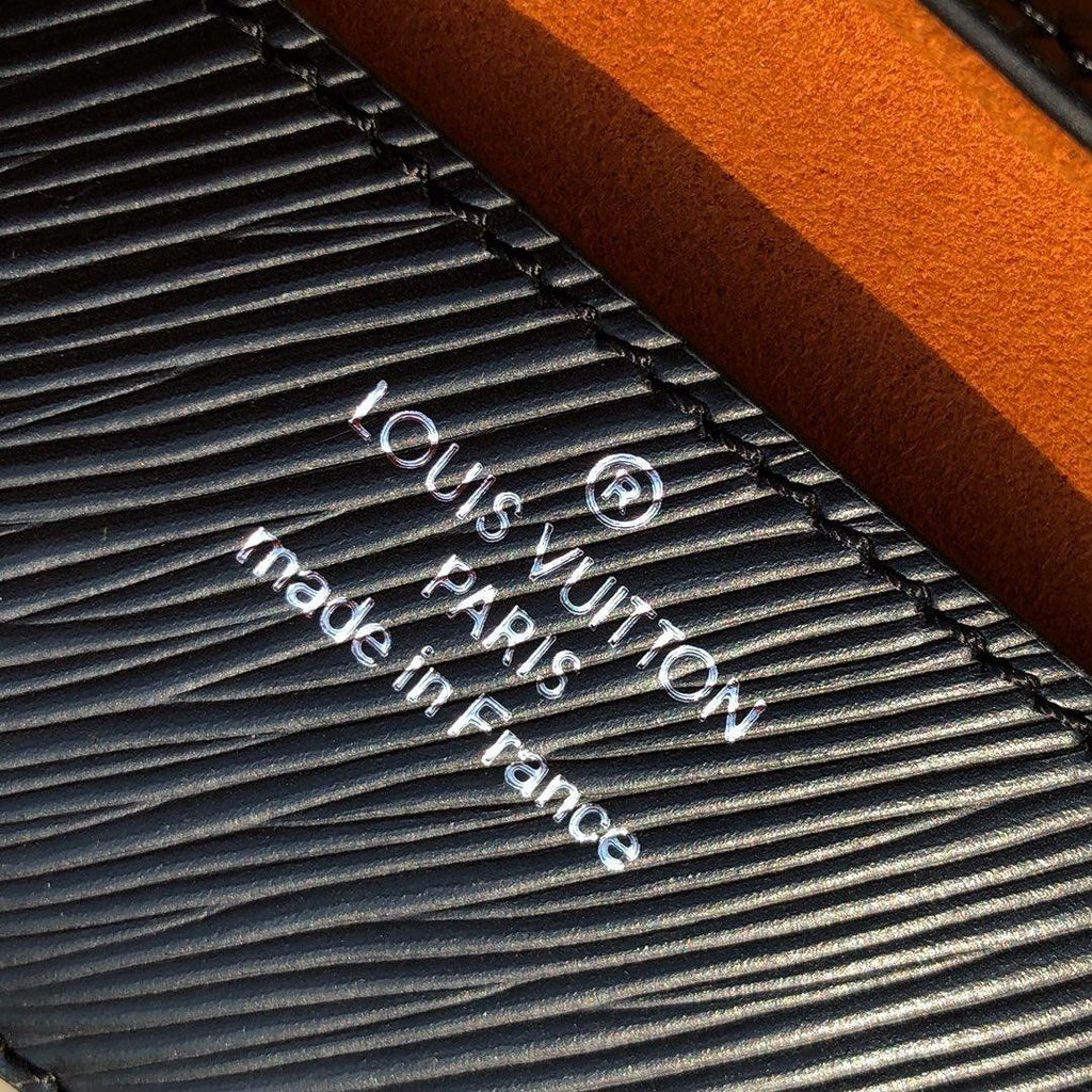 Louis Vuitton Twist MM Shoulder Bag