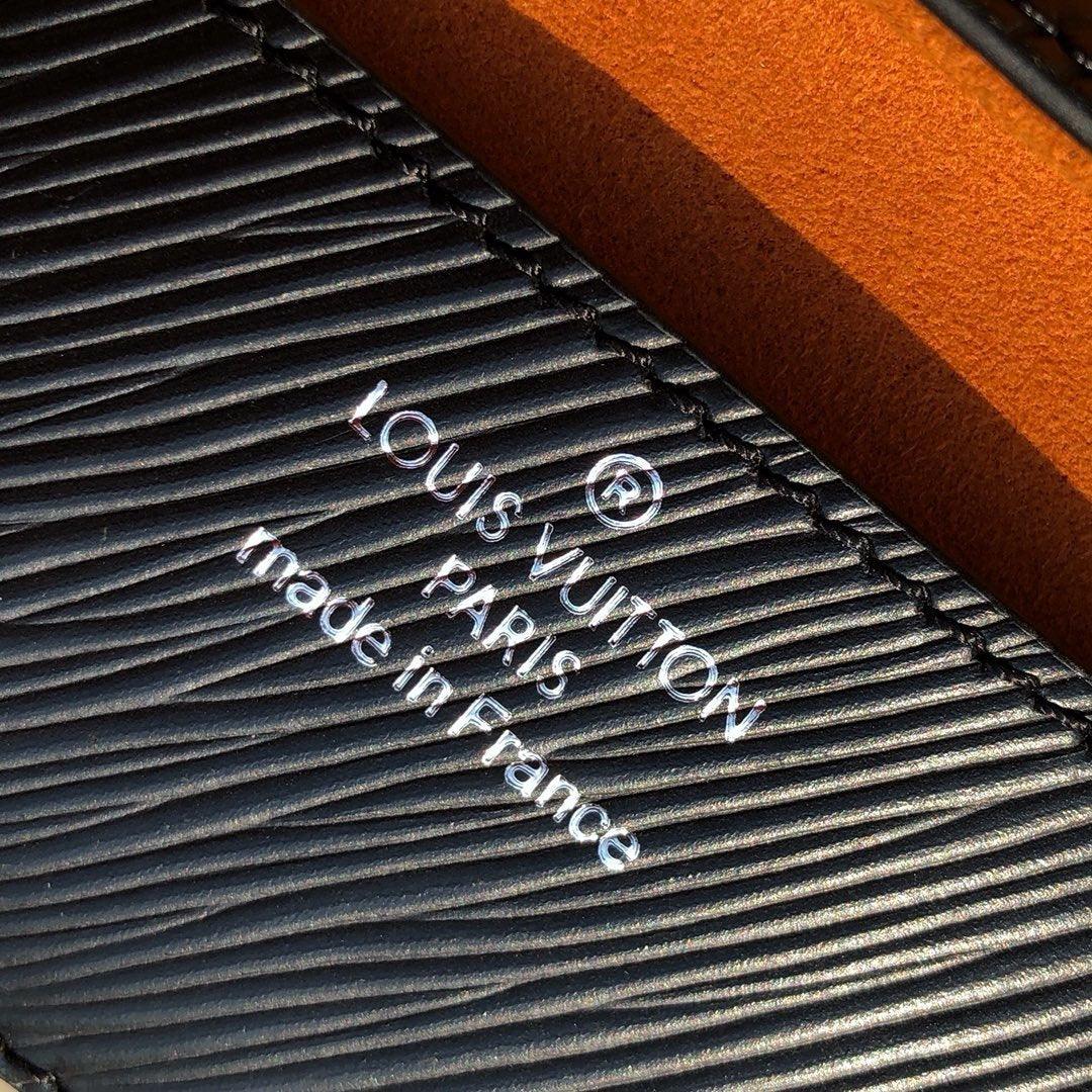 Louis Vuitton Twist MM Shoulder Bag
