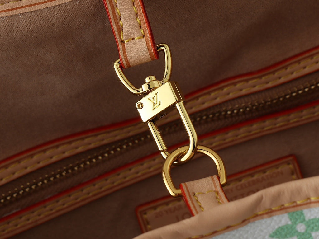 Louis Vuitton LV Neverfull Tote Bag