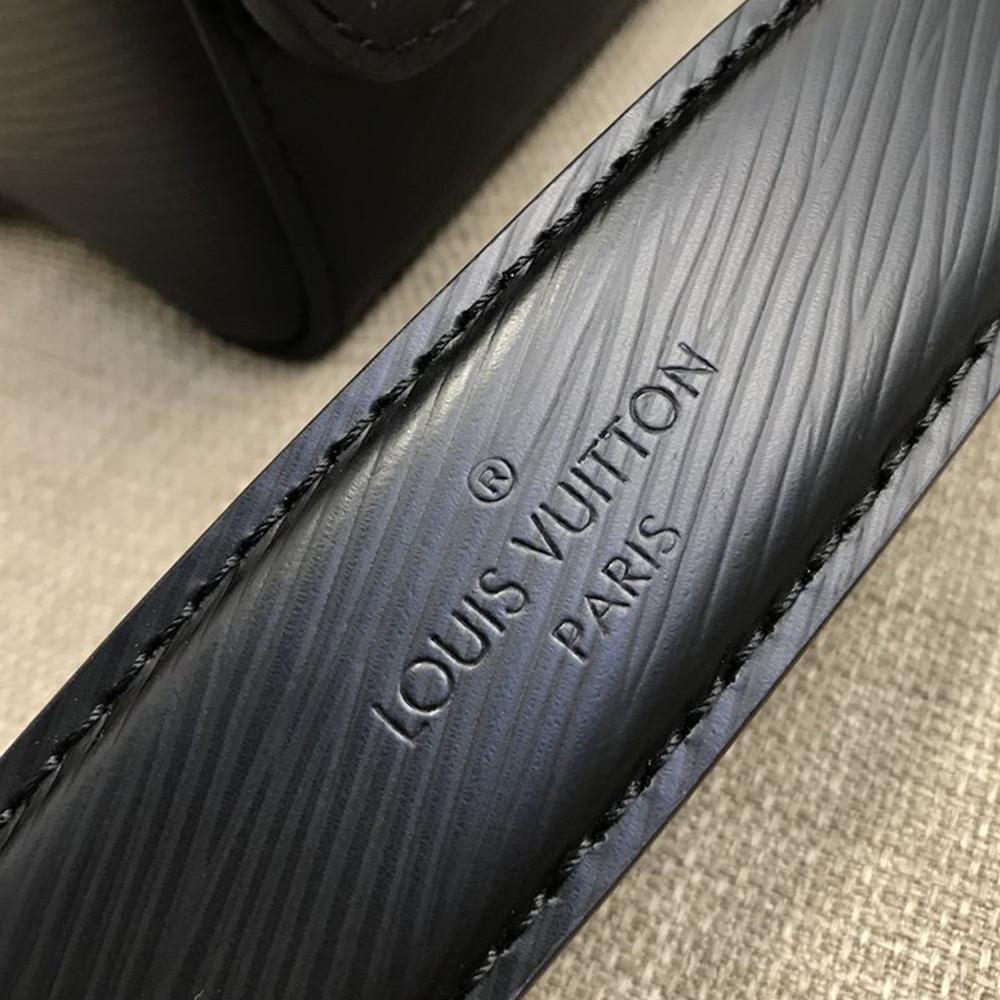 Louis Vuitton Twist MM Handbag