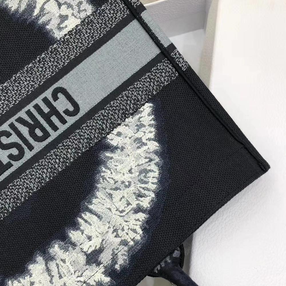 Dior Book Tote - Blue