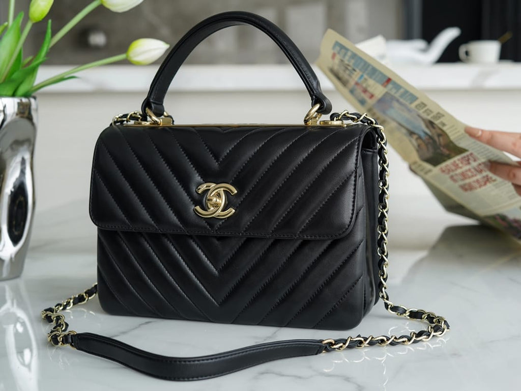 Chanel Trendy CC25 Pre-Owned Medium Chevron Trendy Handbag 25cm - Black