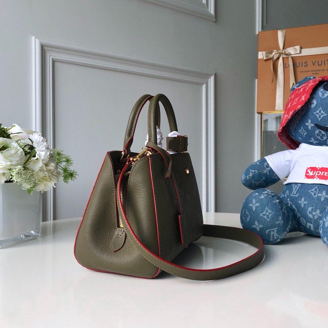 Louis Vuitton Montaigne MM Handbag